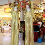 โบโซ่ขายาวชุดสีทอง